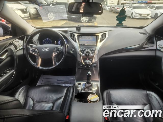 Hyundai Grandeur 2013 — photo 11