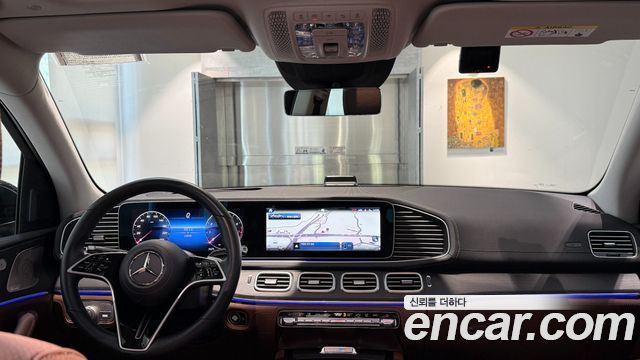Mercedes-Benz GLE-Class 2025 — photo 18