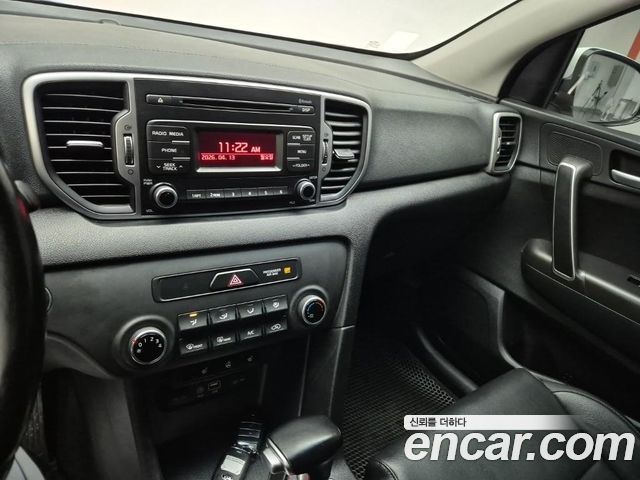 Kia Sportage 2016 — photo 9