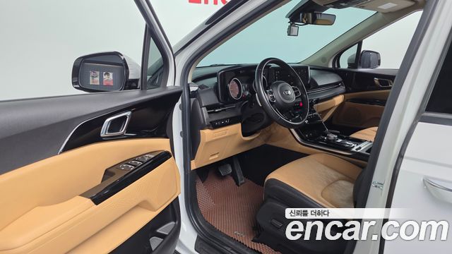 Kia Canival 2021 — photo 10