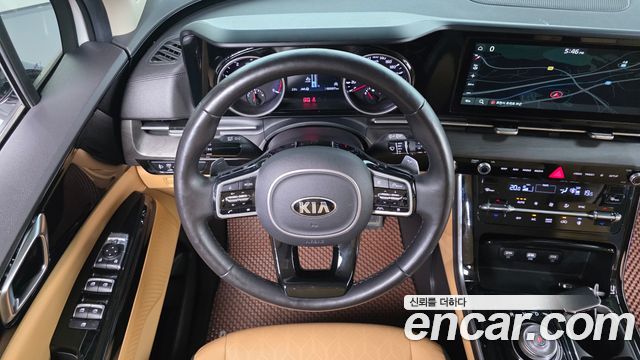 Kia Canival 2021 — photo 13