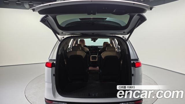 Kia Canival 2021 — photo 20