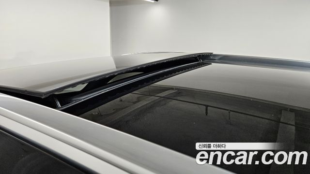 Mercedes-Benz GLC-Class 2022 — photo 12