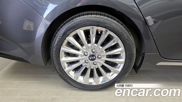 Kia K5 2019 — photo 5