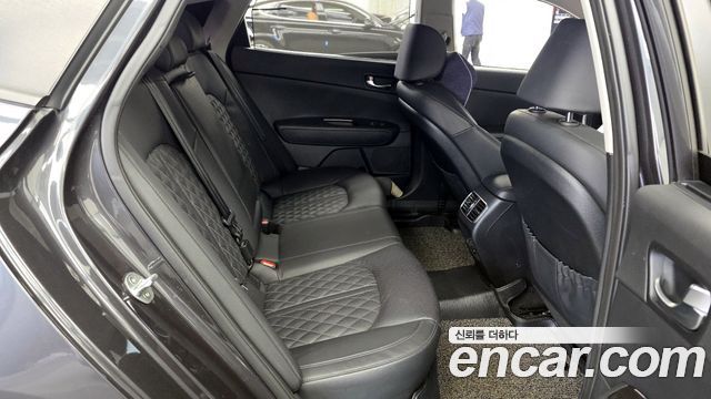 Kia K5 2019 — photo 17