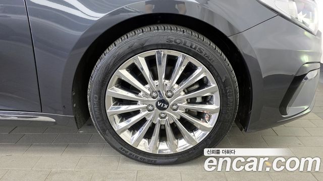 Kia K5 2019 — photo 7