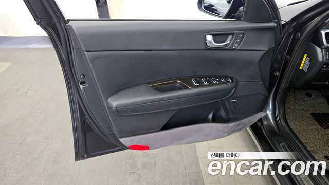 Kia K5 2019 — photo 14