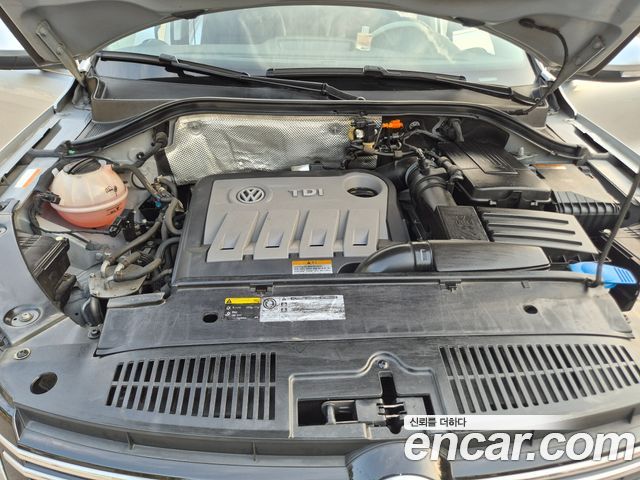 Volkswagen Tiguan 2014 — photo 14