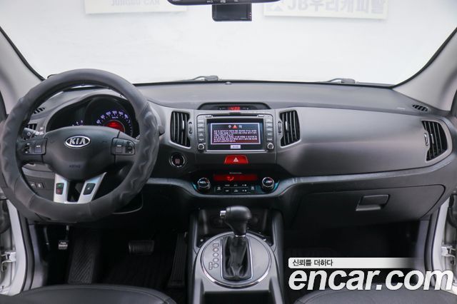 Kia Sportage 2011 — photo 7