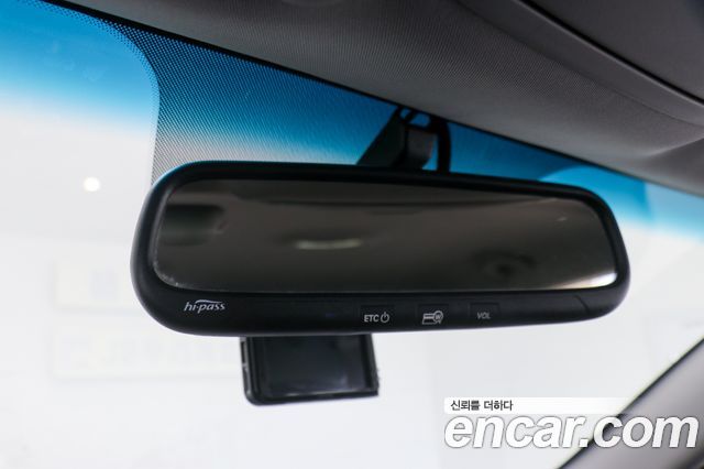 Kia Sportage 2011 — photo 12
