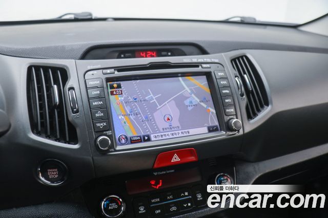 Kia Sportage 2011 — photo 13