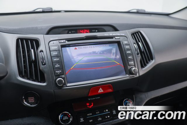 Kia Sportage 2011 — photo 14