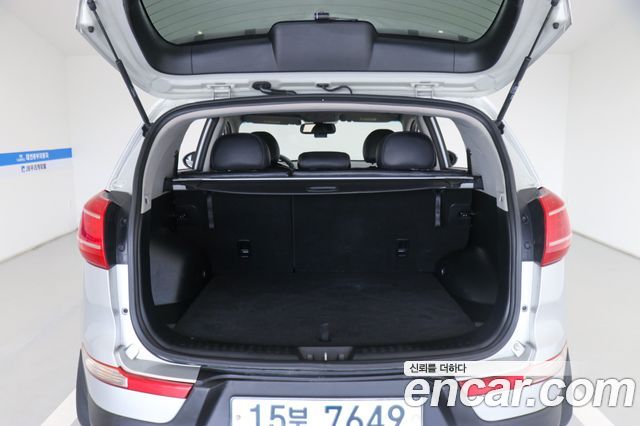 Kia Sportage 2011 — photo 17
