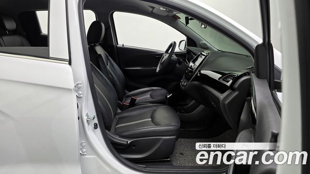 Chevrolet Korea Spark 2022 — photo 17