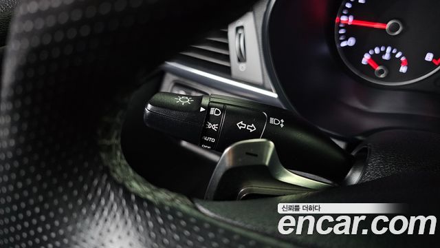 Kia K5 2016 — photo 15