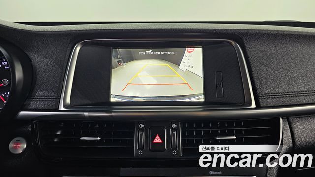 Kia K5 2016 — photo 18