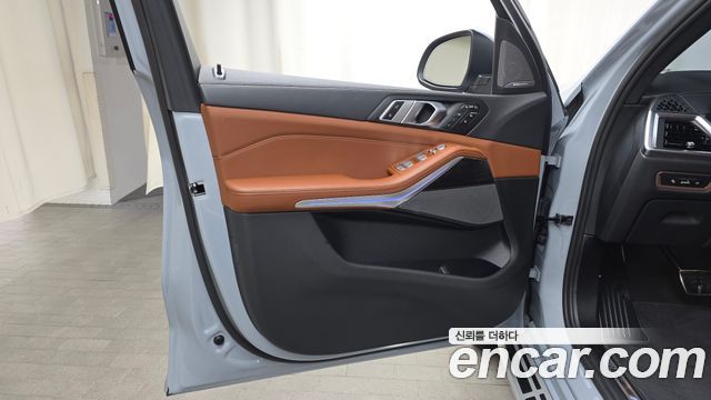BMW X7 2025 — photo 14