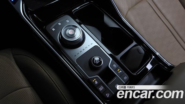 Kia Sorento 2024 — photo 9