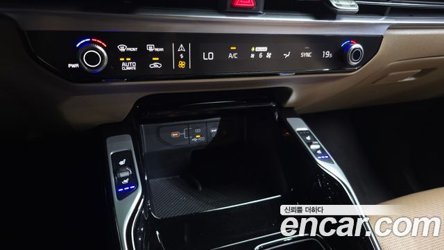 Kia Sorento 2024 — photo 16
