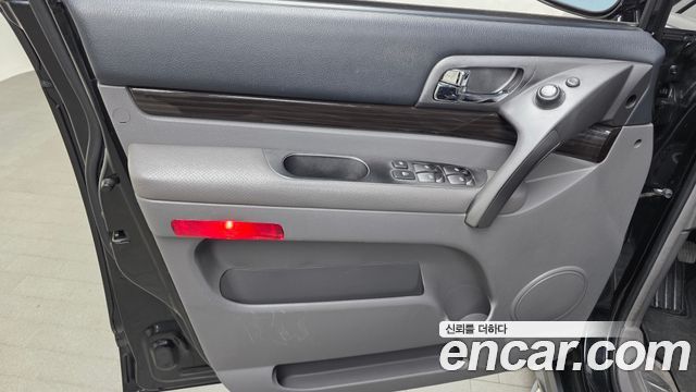 KG Mobility KORANDO 2016 — photo 14