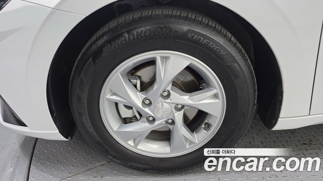 Hyundai AVANTE 2021 — photo 5
