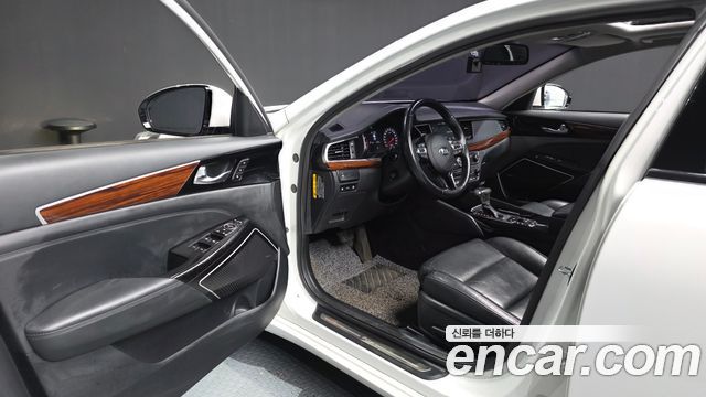 Kia K7 2016 — photo 13