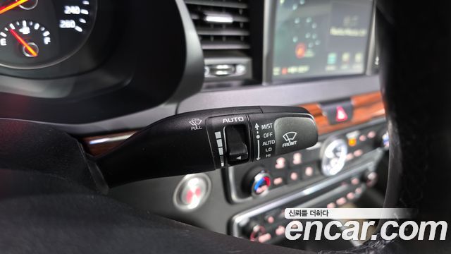 Kia K7 2016 — photo 30