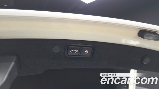 Kia K7 2016 — photo 33