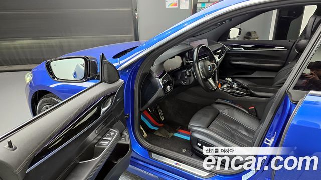 BMW Gran Turismo 2021 — photo 13