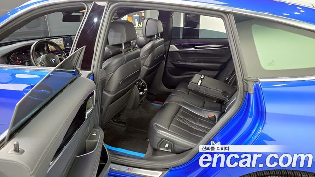BMW Gran Turismo 2021 — photo 17