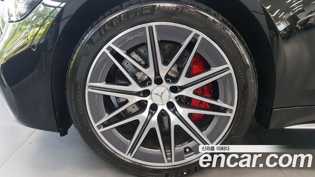 Mercedes-Benz AMG GT 2026 — photo 5