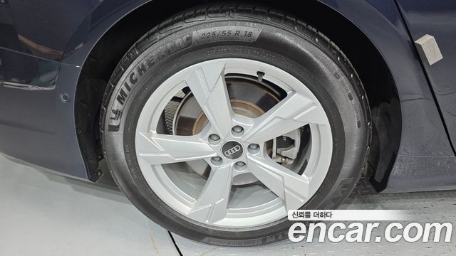 Audi A6 2021 — photo 5