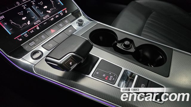 Audi A6 2021 — photo 9