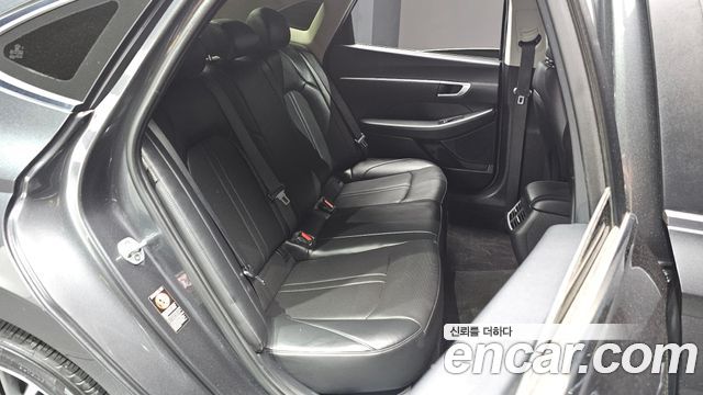 Hyundai Sonata 2020 — photo 12