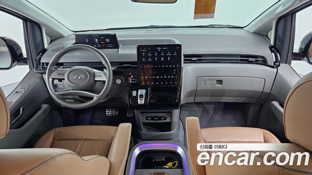 Hyundai Staria 2024 — photo 10