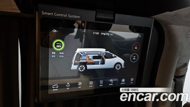 Hyundai Staria 2024 — photo 23