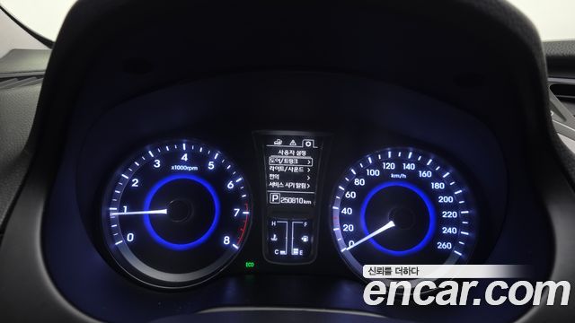 Hyundai Grandeur 2015 — photo 8