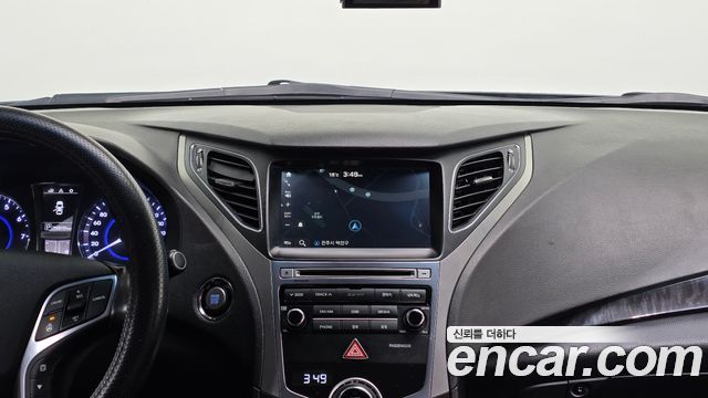 Hyundai Grandeur 2015 — photo 16
