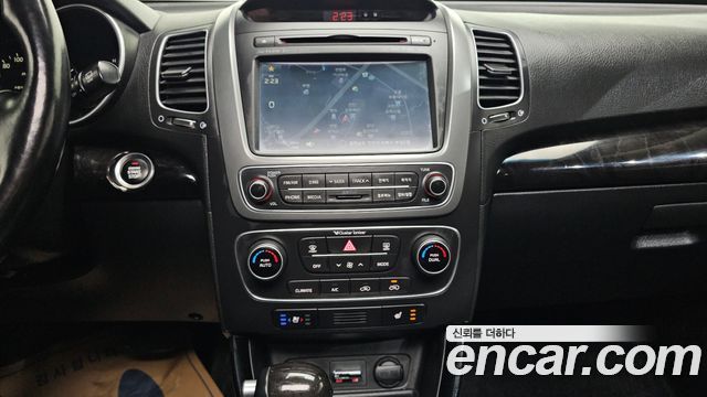 Kia Sorento 2013 — photo 16