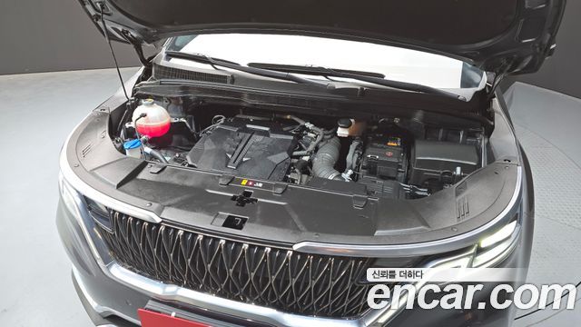 Kia Canival 2021 — photo 6