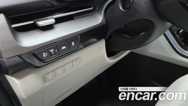 Kia Canival 2021 — photo 15