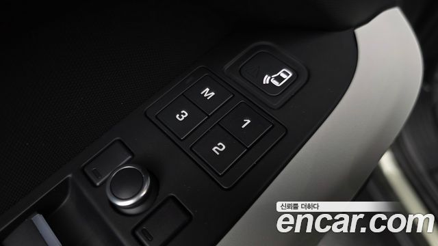 Land Rover Defender 2020 — photo 28