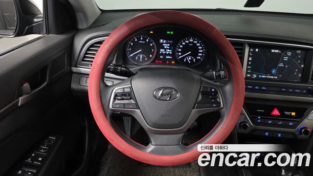 Hyundai AVANTE 2018 — photo 20