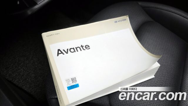 Hyundai AVANTE 2018 — photo 29