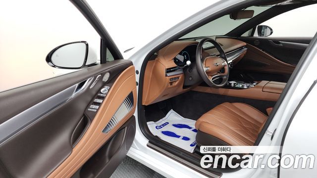 Genesis G80 2023 — photo 13