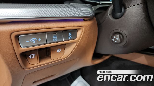 Genesis G80 2023 — photo 27