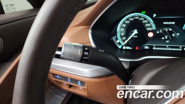 Genesis G80 2023 — photo 28
