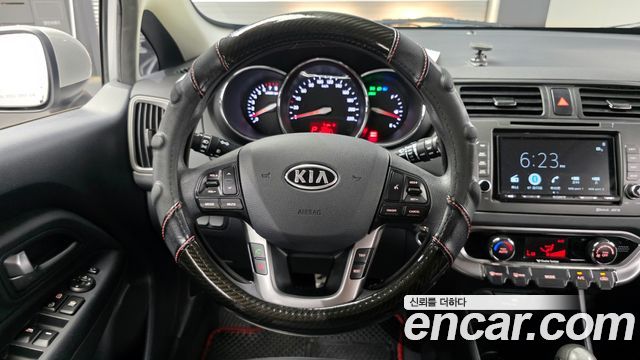 Kia pride 2012 — photo 12