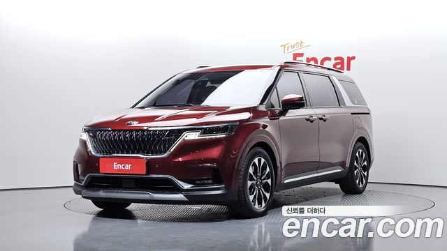 Kia Canival 2021 — photo 1