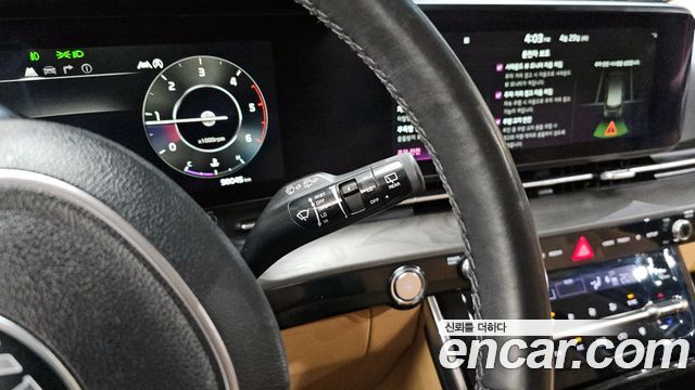 Kia Canival 2021 — photo 25